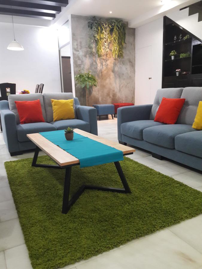 Jb Homestay Bukit Indah Wifi Ciq Mall Legoland Free Parking 新山 外观 照片